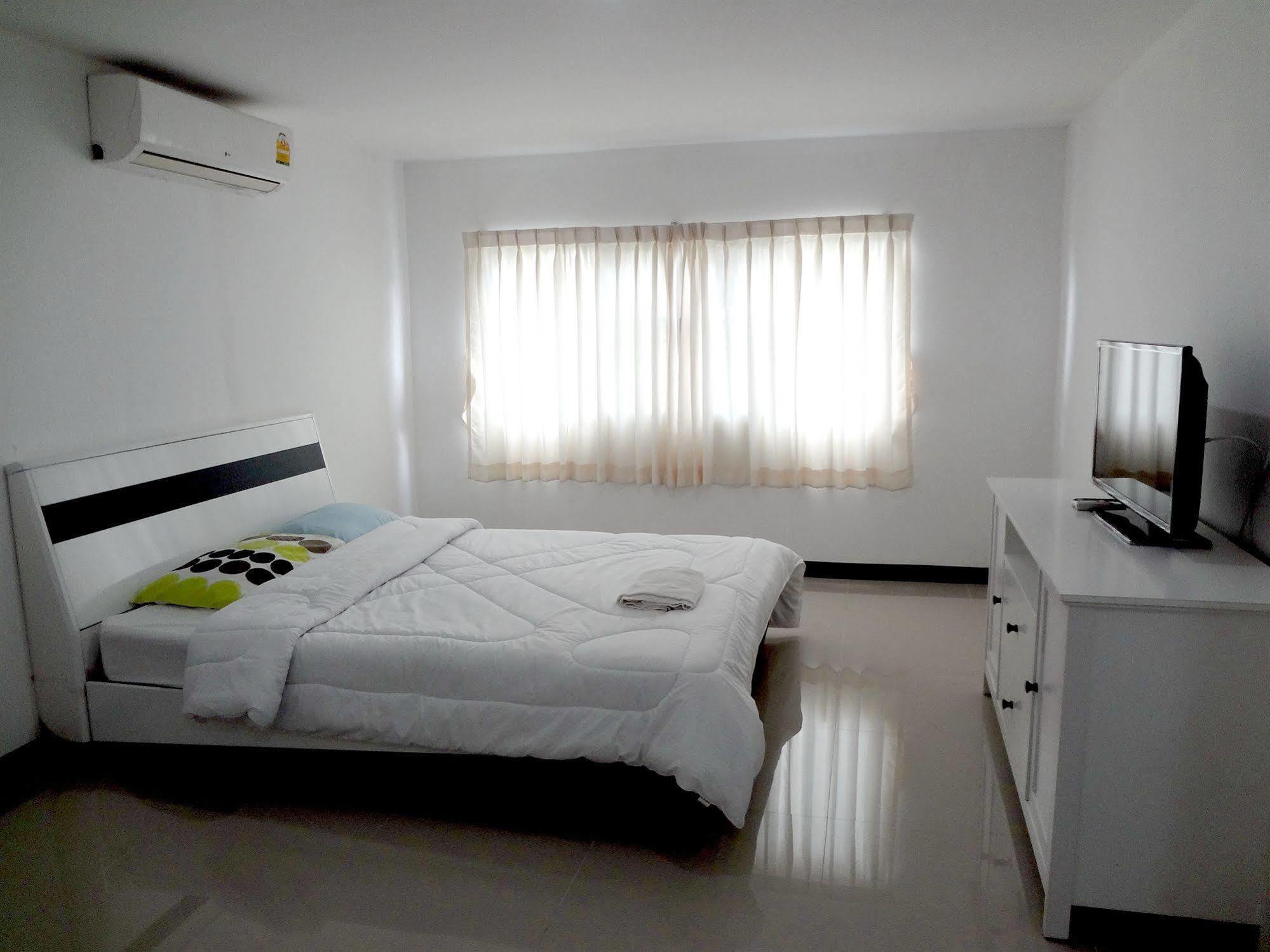 Mouroom Chiang Mai Exteriör bild