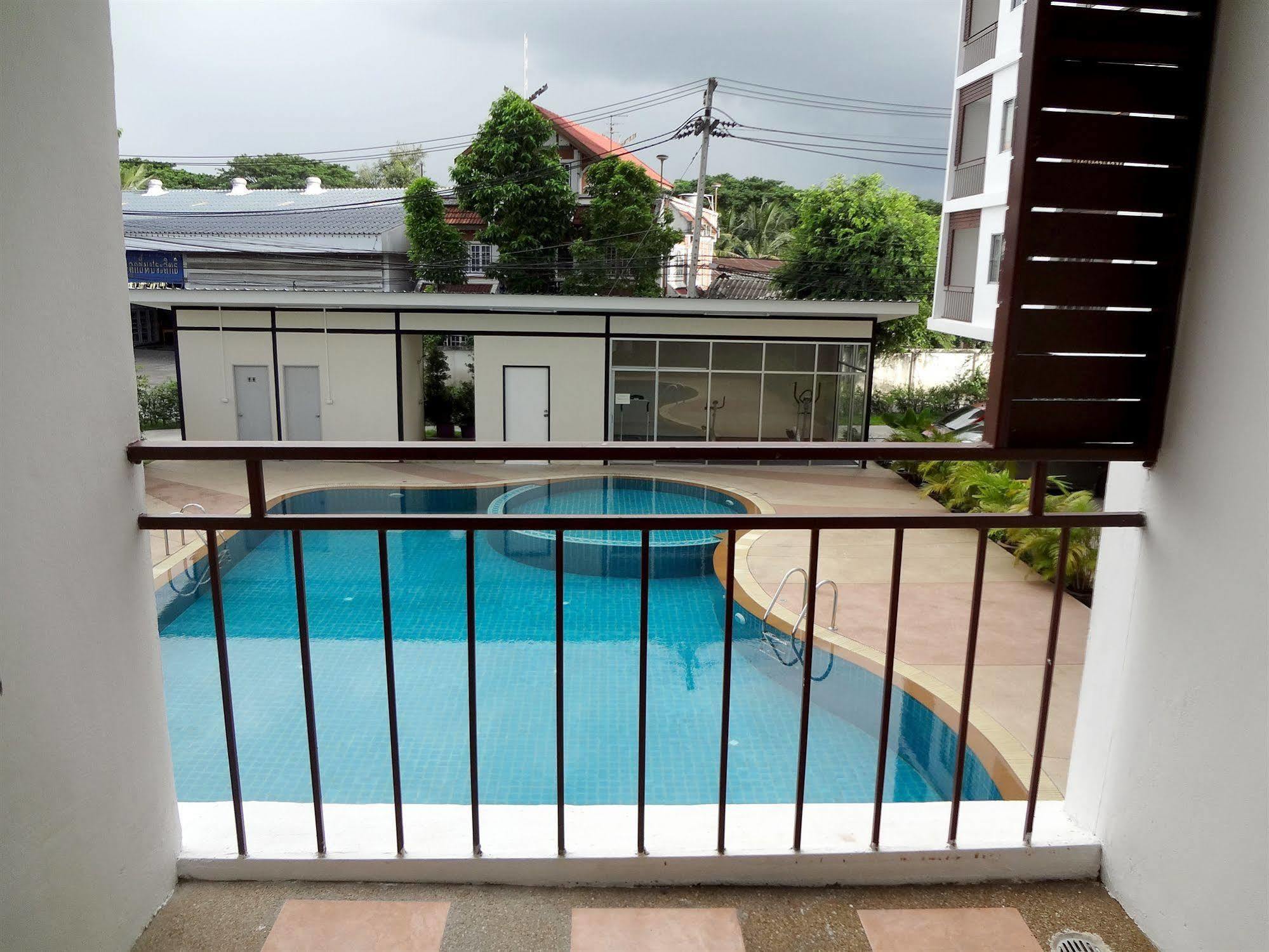 Mouroom Chiang Mai Exteriör bild
