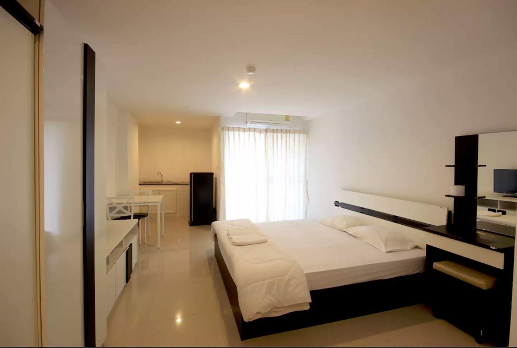 Mouroom Chiang Mai Exteriör bild