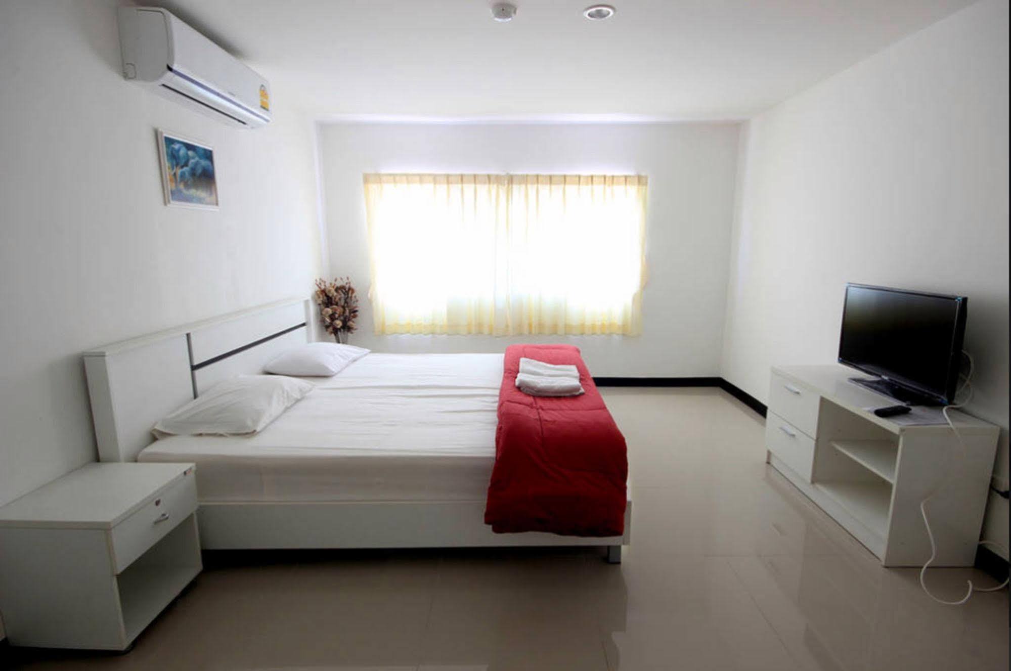 Mouroom Chiang Mai Exteriör bild